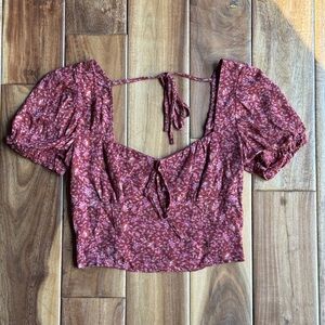 American Eagle XS Red Floral Crop Top